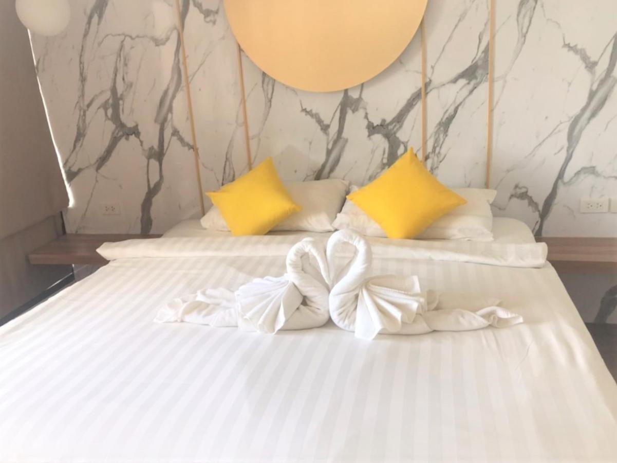 Bed and Breakfast La La Moon Krabi Poshtel'N' Pool Zewnętrze zdjęcie