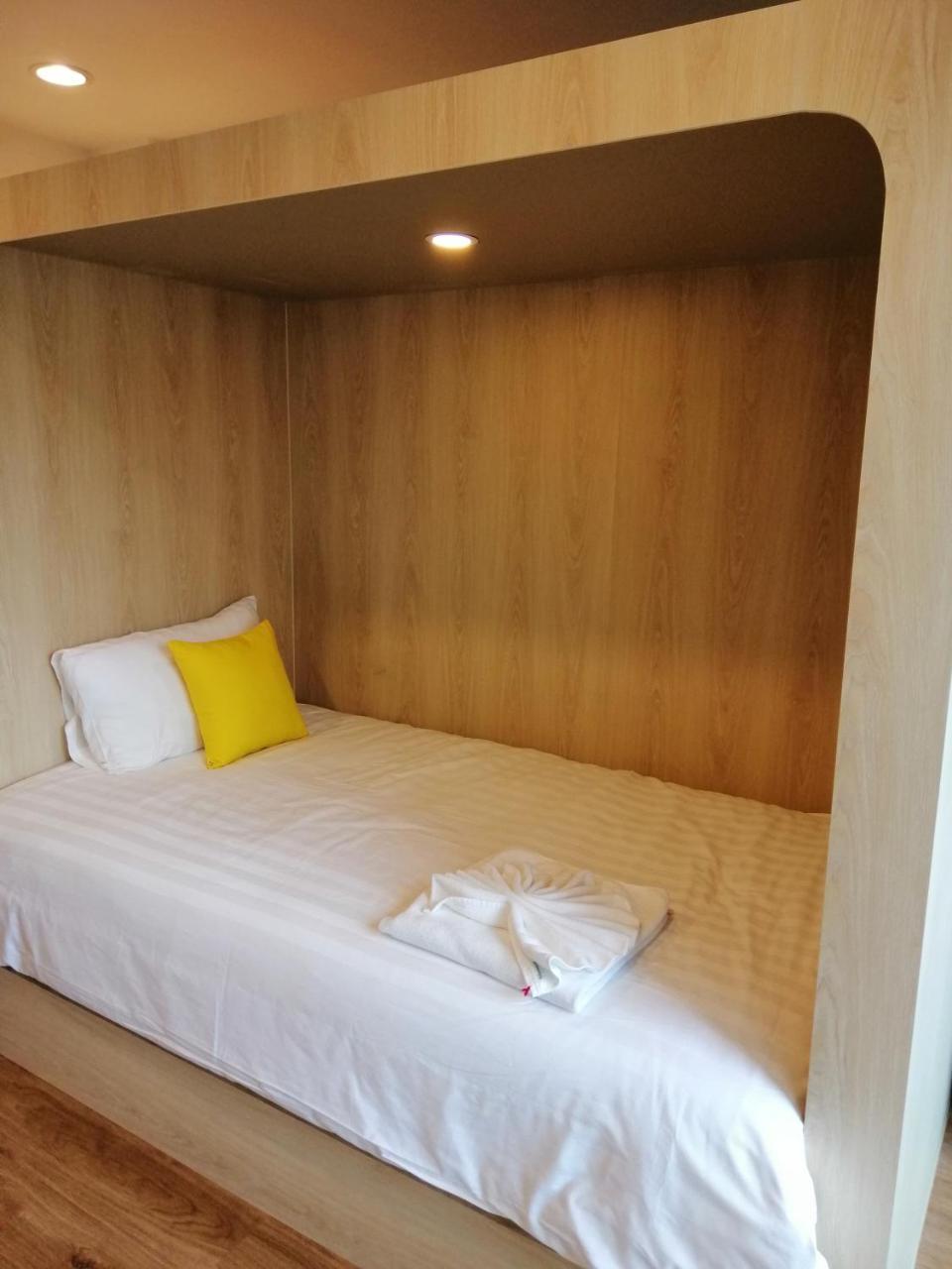 Bed and Breakfast La La Moon Krabi Poshtel'N' Pool Zewnętrze zdjęcie